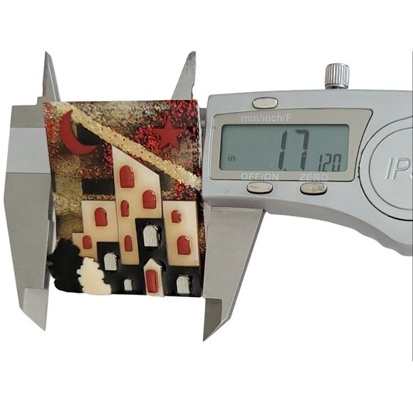 Lucinda Red Black Cream House Brooch K496 - Picture 5 of 6